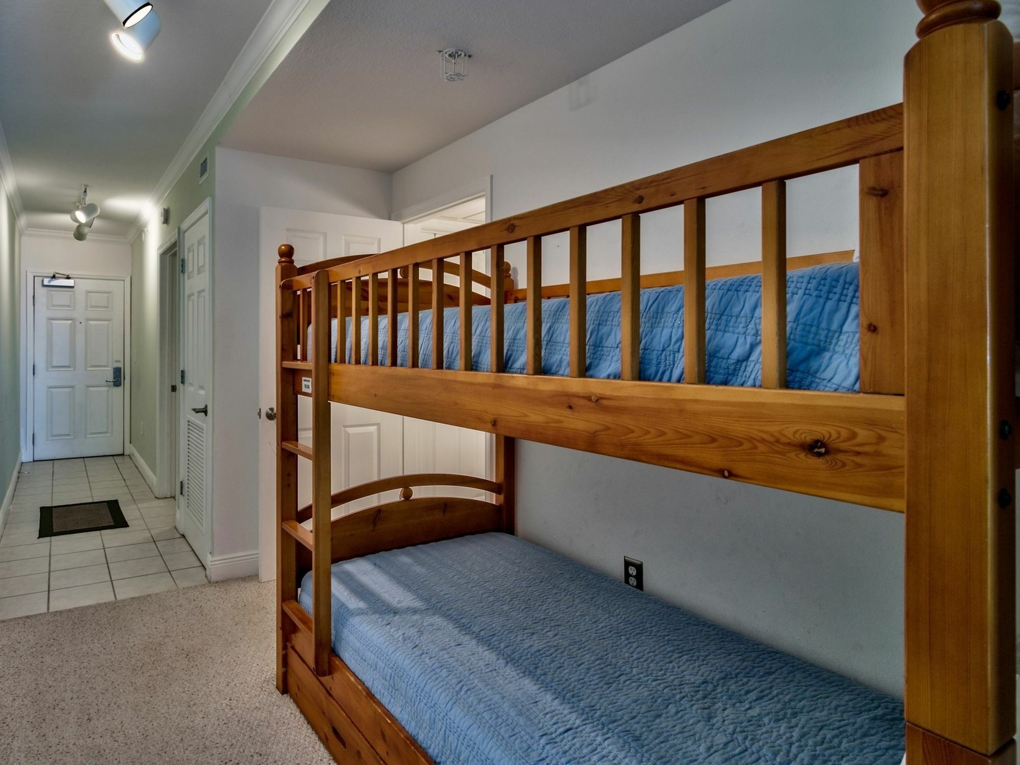 Emerald Bch 1835 179208 By Redawning Hotel 3*